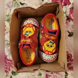 Girls New Sketcher Twinkle Toes.    Sz 6 Tennis Shoes